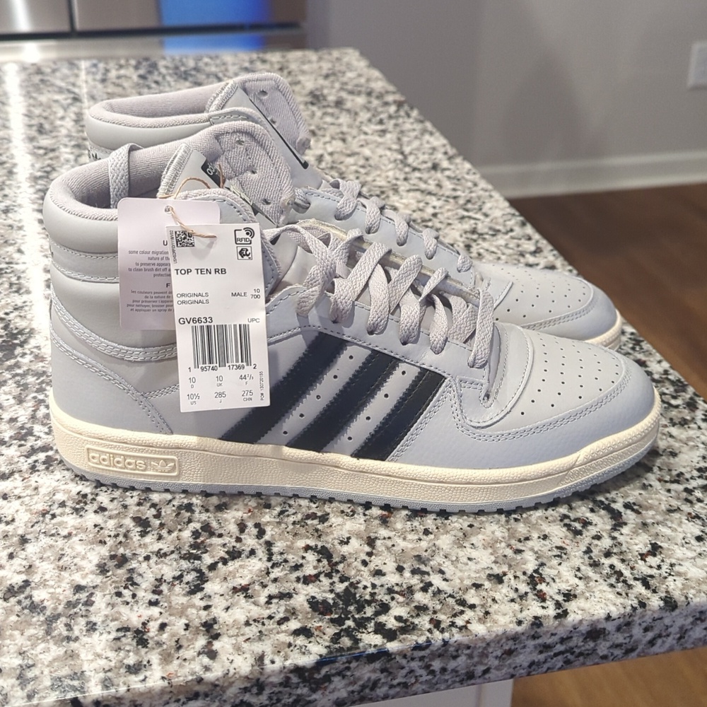 Men's Adidas high tops - Picture 5 of 5